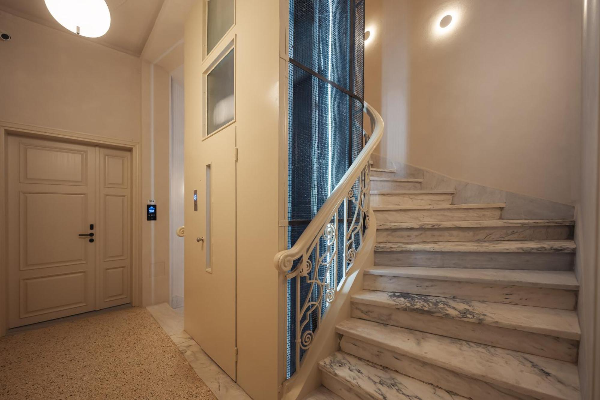 Zenith Premium Suites Tesalonika Bagian luar foto